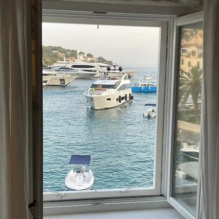 Riva Lavanda Hvar, Old Town 흐바르