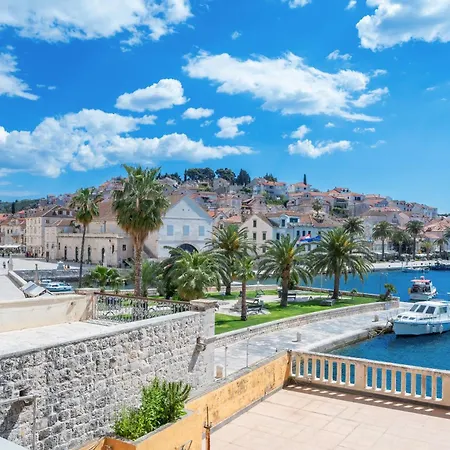 דירה Riva Lavanda Hvar, Old Town