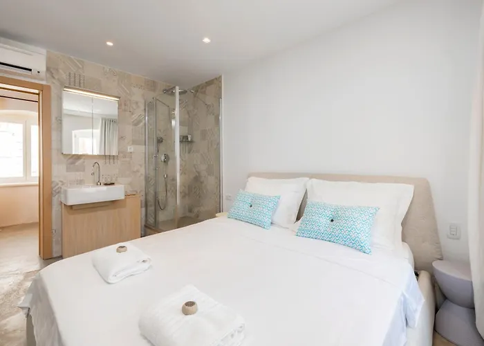 Riva Lavanda Hvar, Old Town Apartment *