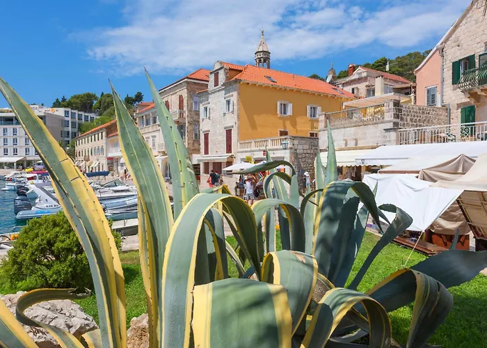 Апартаменти Riva Lavanda Hvar, Old Town