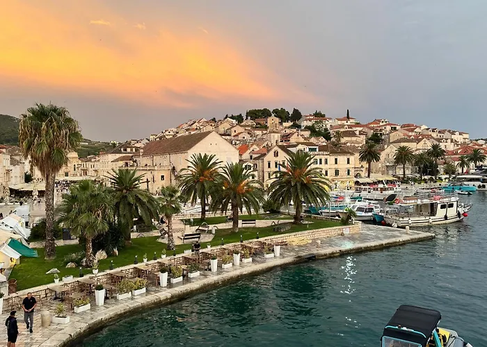 Apartment Riva Lavanda Hvar, Old Town *
